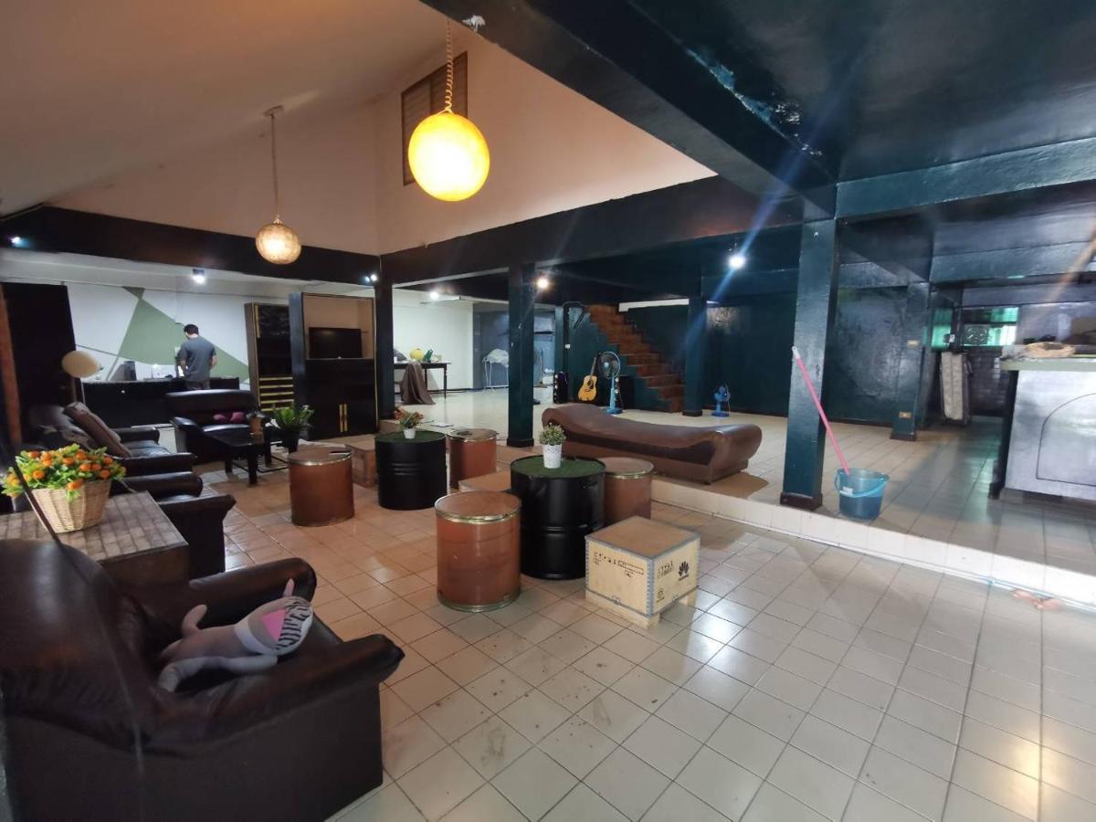 Hotel The Chiang Mai Walkers Extérieur photo