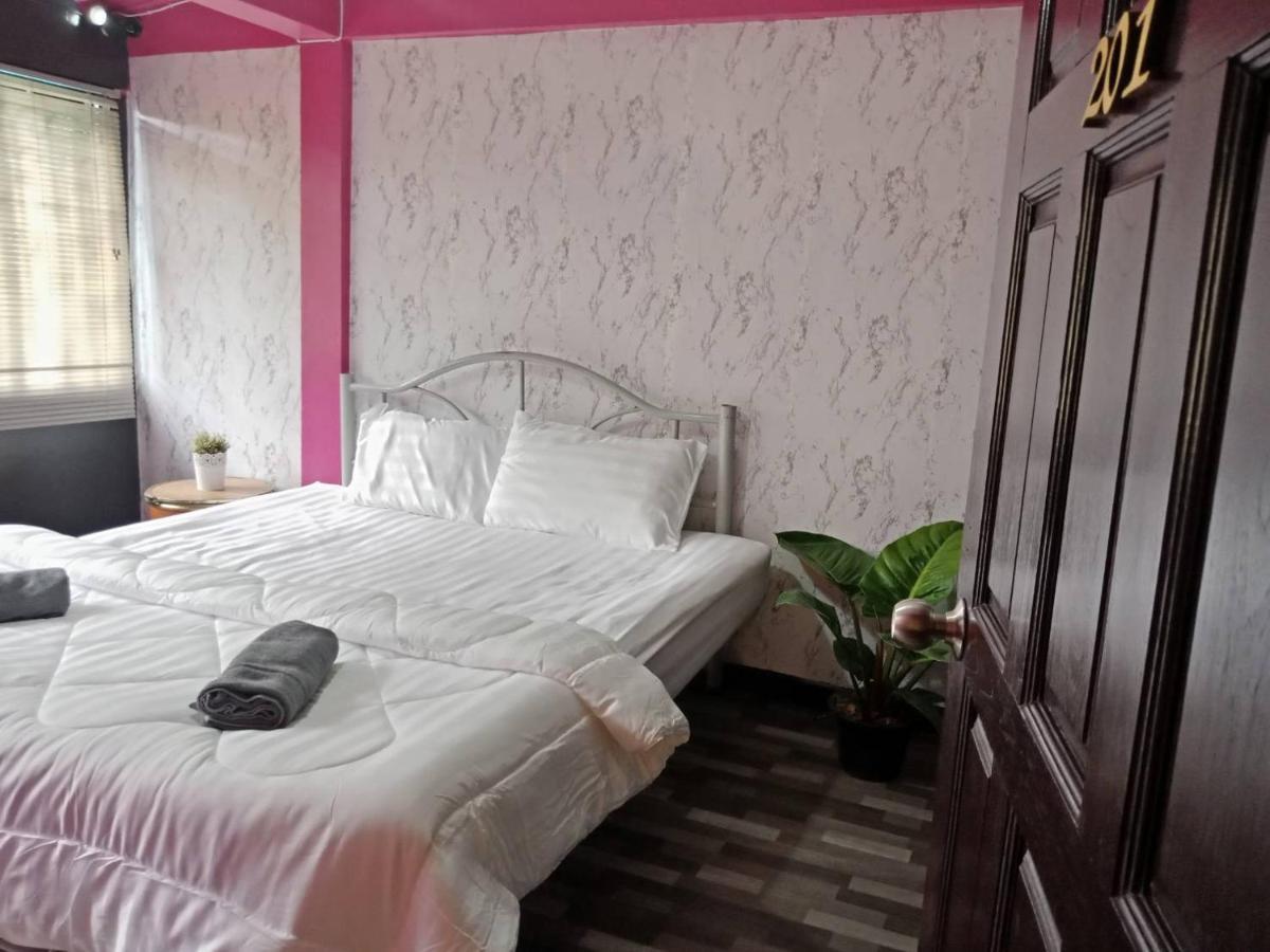 Hotel The Chiang Mai Walkers Chambre photo
